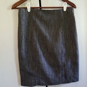 Express size 6 pencil skirt. Office wear. Grey